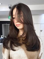 エル バイ アンキシム(elu by AHNKISM)&nbsp;似合わせレイヤーカット髪質改善イルミナカラー心斎橋