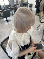 モニカ 栄店(MONIQA)&nbsp;ホワイトベージュ