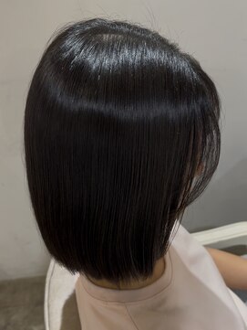 ミレヘアー 越谷(Mire hair) 【ロングからボブへ】髪質改善ストレートで魅せるミニボブ