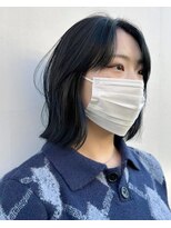 ヒン(HIN)&nbsp;顔まわりレイヤーボブ×ブルーブラック