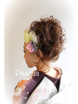 パスクア パスクア振袖ヘアスタイル