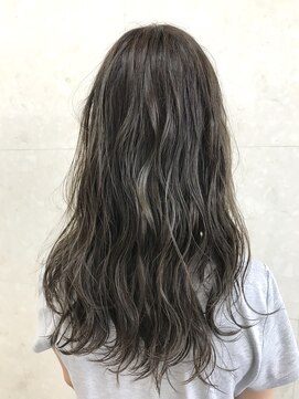 スピンヘアワークス(Spin Hair Works) スモーキーグレージュ