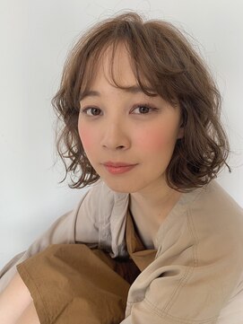 ジジ フルアヘッド(Gigi fullahead) やわふわニュアンスボブ