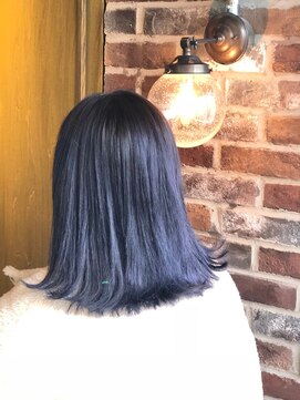 エイミー(Aimee) Aimee 町田 外はねミディ×ブルーブラック