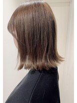 ステア ケース(stair case)&nbsp;【大人かわいい ツヤ髪】外ハネ レイヤー ボブ