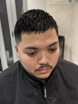 フランクスバーバーザスタンド(Frank’s barber the stand) クロップスキンフェードE