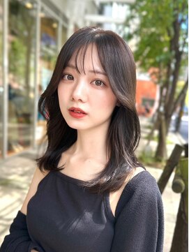 ニューヨークニューヨーク 梅田茶屋町店(NYNY) ナチュラルレイヤー　オリーブグレージュ