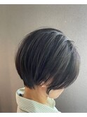 ショートボブ