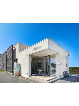 初めての方でも居心地がよくあなたもきっと通いたくなる。温かい接客でリラックスした時間をお過ごし下さい