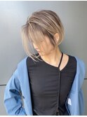 海外ヘア ハイライトバレイヤージュ切りっぱなしボブt117