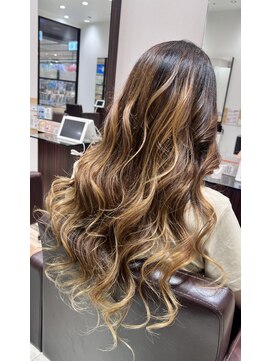 タヤ シァル鶴見店(TAYA) ロングウェーブ