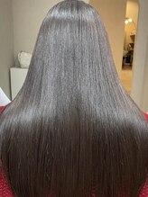 NYLONの美髪縮毛矯正で感動を♪硬くない柔らかくしなやかな髪に変身♪【会津/美髪縮毛矯正】