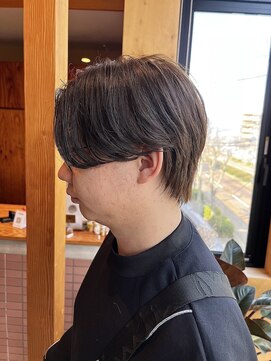 ジジ プラス デザイン(GIGI＋design) 韓国風センターパート