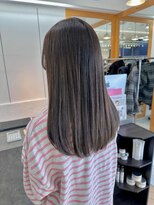 ユニ バイ マグ 長野店(Uni.by Mag)&nbsp;◎オリーブグレー×ミディアムレイヤー小顔20代30代