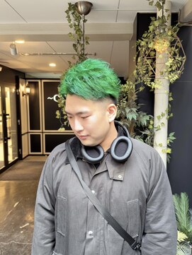 シファー(～Cifer) 【翔】メンズブリーチカラーツーブロック刈り上げ高彩度カラー