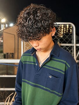 ユイマァルスロウ 倉敷(YUIMARLSLOW) 倉敷メンズサロン20代30代40代スペインカール黒髪パーマ