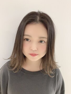 ニル 柏の葉(Nil) ☆センターパート　外ハネミディアムボブ☆