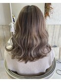 ミルクティーバレイヤージュ