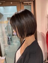 コワファーストナガサキシャンプーボーイ(COIFF1RST NAGASAKI SHAMPOO BOY)&nbsp;大人可愛い20代30代40代黒髪前下がりショートボブ丸みショート◎