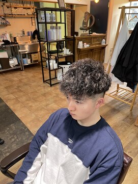 ルード(mens hair salon Rude) ハイライト&スペインカール