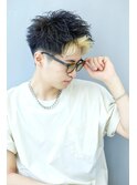 アップバング ツーブロック 刈り上げ 短髪
