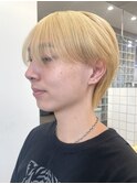 メンズマッシュとも相性の良いミルクティーカラー