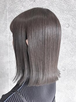 クローバー(CLOVER)の写真/髪を傷めずに理想の色味へ＊ダメージレスなエフェクトブリーチ取り扱い◎インナーカラーやハイライトもOK