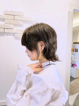 ゼル 郡山(ZELE) ランダムウルフ