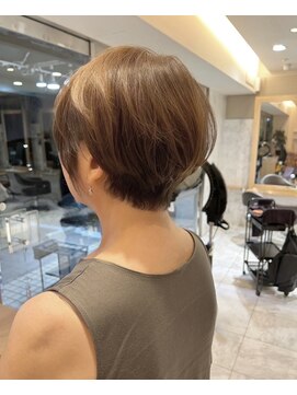 ビアンコ カーロ(Bianco caro) 大人ショート/ハイライト