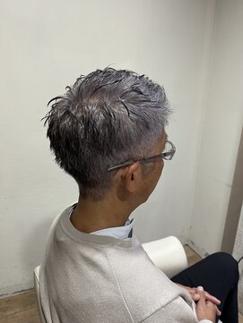 MEN’S HAIR/サーフカール/刈り上げセンターパート/宝塚