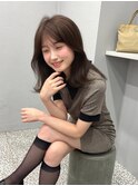 オリーブブラウン/レイヤーカット/透明感カラー/韓国ヘア