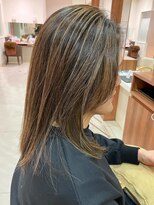デフィ アオヤマ(defi AOYAMA) 白髪ぼかしハイライト