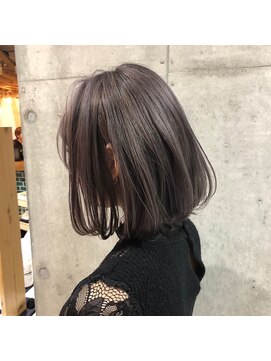 メーヴェ(Mowen) 南堀江mowen×外ハネボブ×外人風カラー×シルバーグレージュ