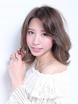 ラックスビーシュルー 亀有店(LUXBE Shuroo) 爽やかミディスタイル★【LUXBE Shuroo 亀有店】