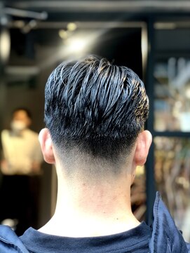 バーバー ヤマミチ(BARBER YAMAMICHI) 【理容室】七三 ツーブロック フェード