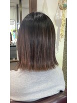 ラウレア(LAULEA)&nbsp;切りっぱなしボブ