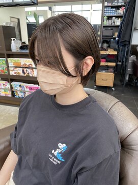 アールトゥーヘアー(art To Hair) ショート／グレージュ／前髪