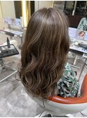 コントラストベージュハイライト