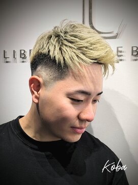 リバティシェアバーバー 銀座(LIBERTY SHARE BARBER) ハイトーン/スキンフェード/ベリーショート/アップバング