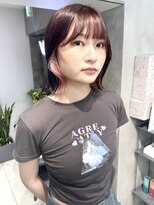 レア 渋谷(Le'a) インナーカラー/ピンクカラー/切りっぱなしボブ/インナーピンク