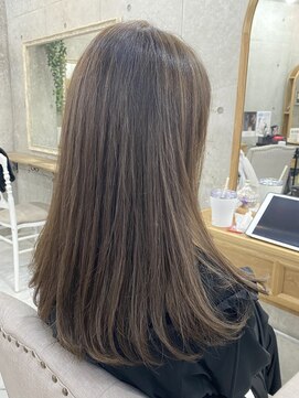 スリーセブントウキョウ(37-Tokyo) ハイライトグレージュ♪