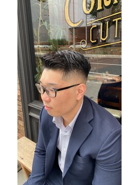 フォーコーナーズ(Four Corners) サイドパート