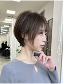 ★大人可愛いショート前髪あり小顔カット オリーブベージュ
