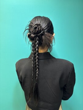 リエラ 新宿(RIERA) カチモリヘア