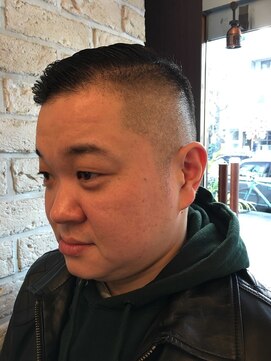 グラッドバーバードットエビス 恵比寿(GLAD BARBER. EBISU) サーフカール/スパイキーショート/ブルーブラック[恵比寿]