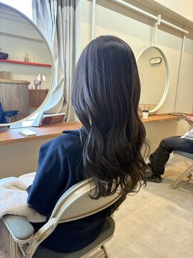 ムク 甲府(muku.) 透明感カラー/レイヤーカット/くびれ巻き/バイカルテ