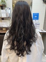 マコ(mako)&nbsp;ロングパーマ