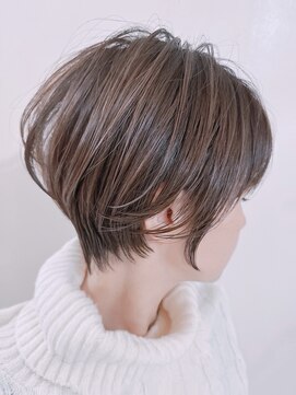 アナザヘアー なんば 高島屋前店(ANAZA hair) 耳かけショート＆グレージュ