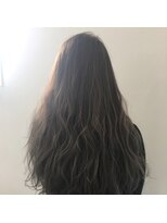 サロンドパリス ラグジュアリー(Salon de Paris Luxuary)&nbsp;バレイヤージュカラー＋毛先ブリーチ