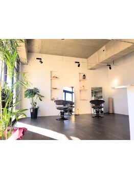 【南宇都宮駅近く】満足度が高くリピート率◎開放的でオシャレな、男性オーナー1人のプライベートサロン♪